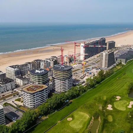 Lichtrijk 2-slaapkamerappartement Met Zeezicht En Gratis Parking *